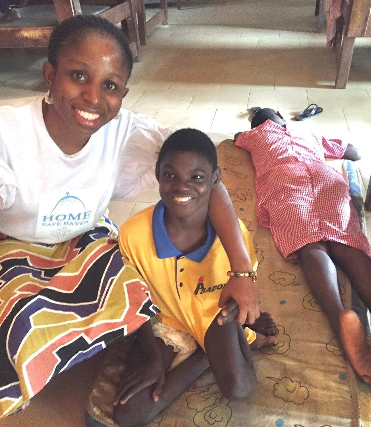 Help a Child Stand and Smile Again！