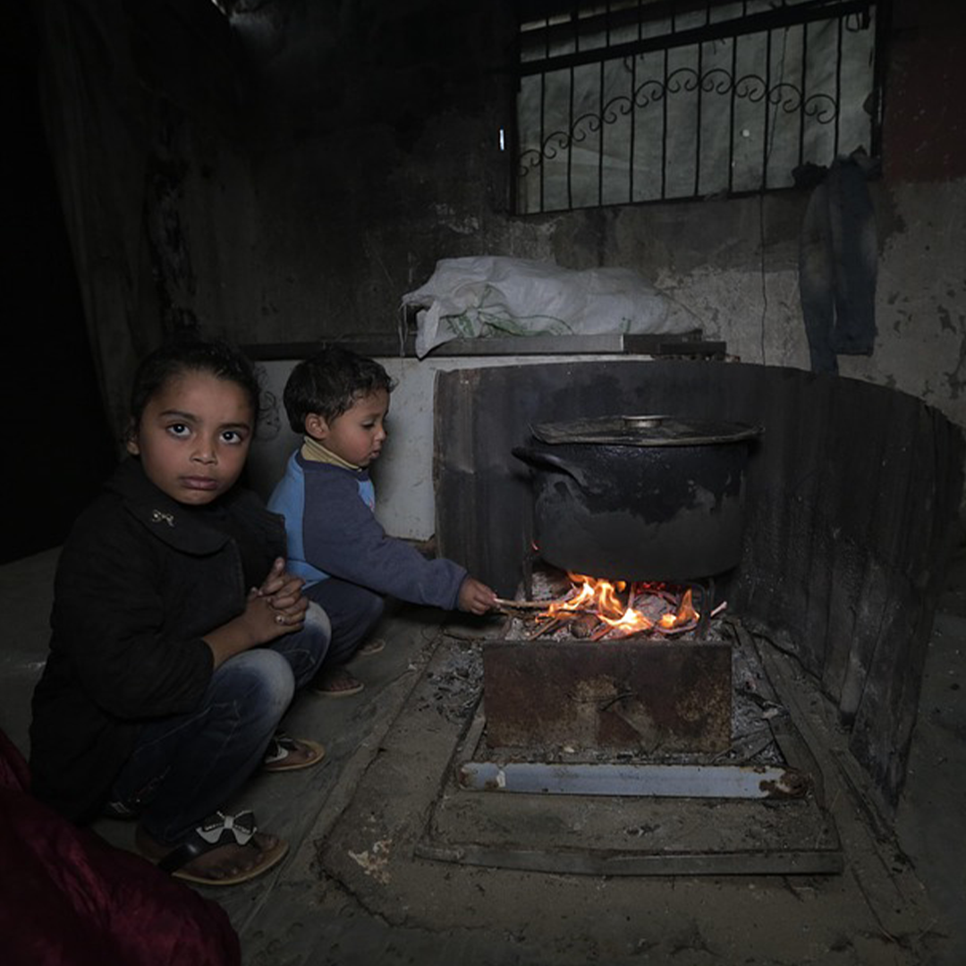 Help Gaza stop the freezing cold from taking another child.